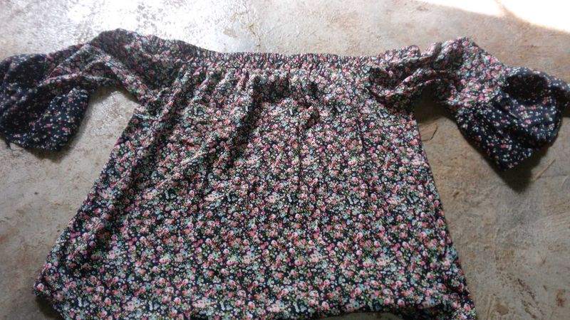 Floral Off-Shoulder Top
