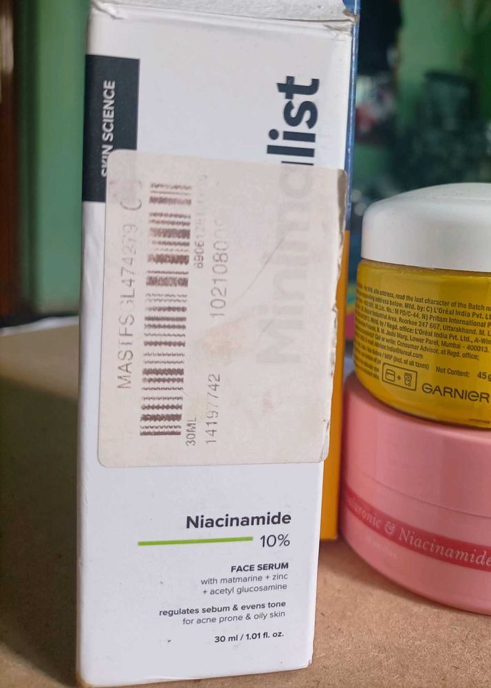 Minimalist Niacinamide 10% Face Serum