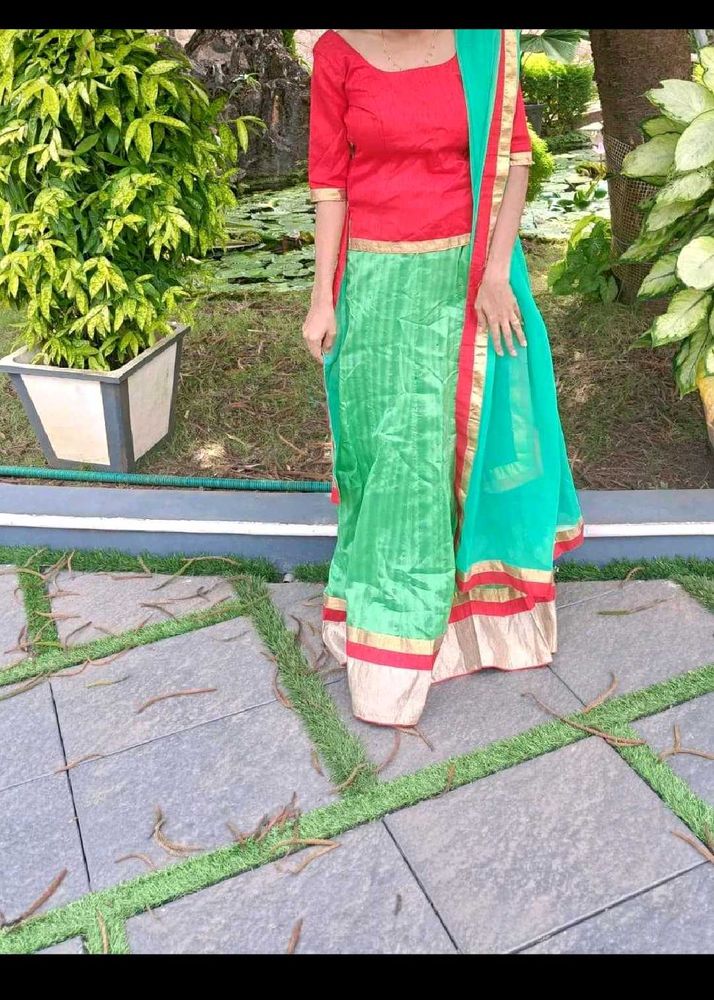 Elegant Lehenga Choli Set