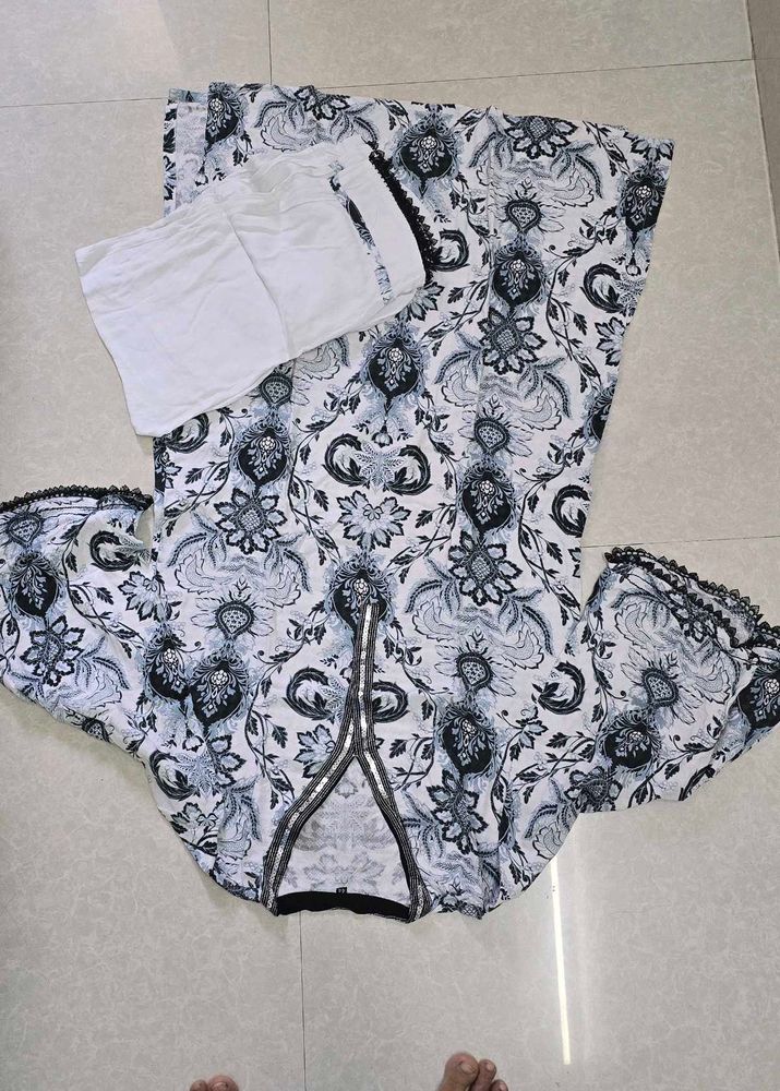 Pakistani Suit Set