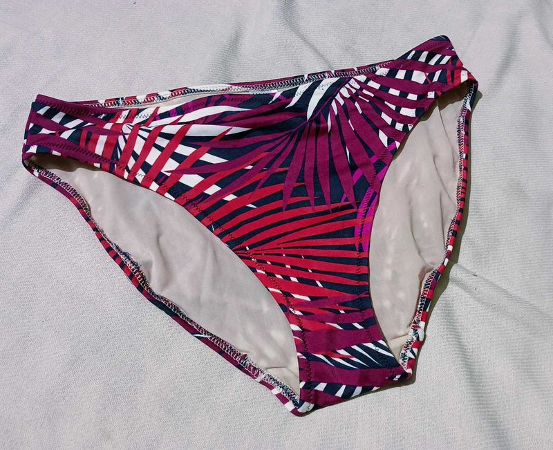 Botanical Print Brief