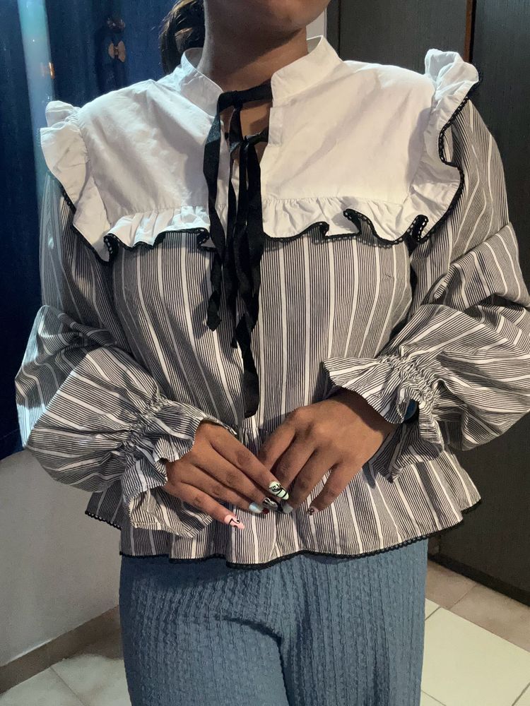 Black &amp; White Korean Top
