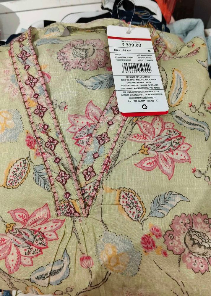 Avasa Brand Kurtas With Tag