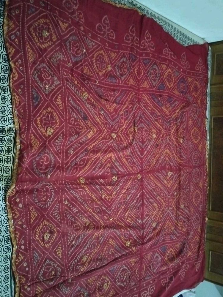 Rajasthani Chunri