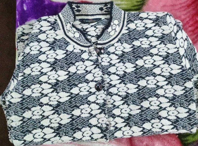 Floral Pattern Cardigan Sweater