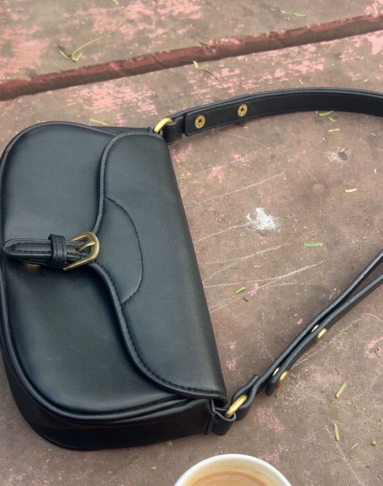 Chic Black Shoulder Bag