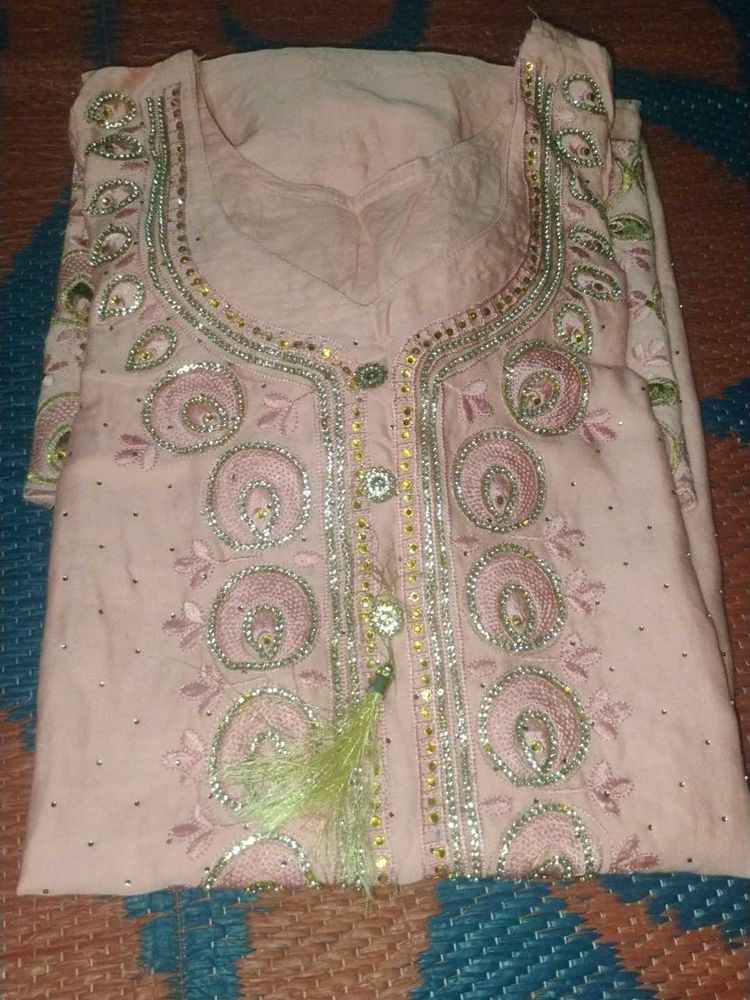 beutiful 2 pic suit set