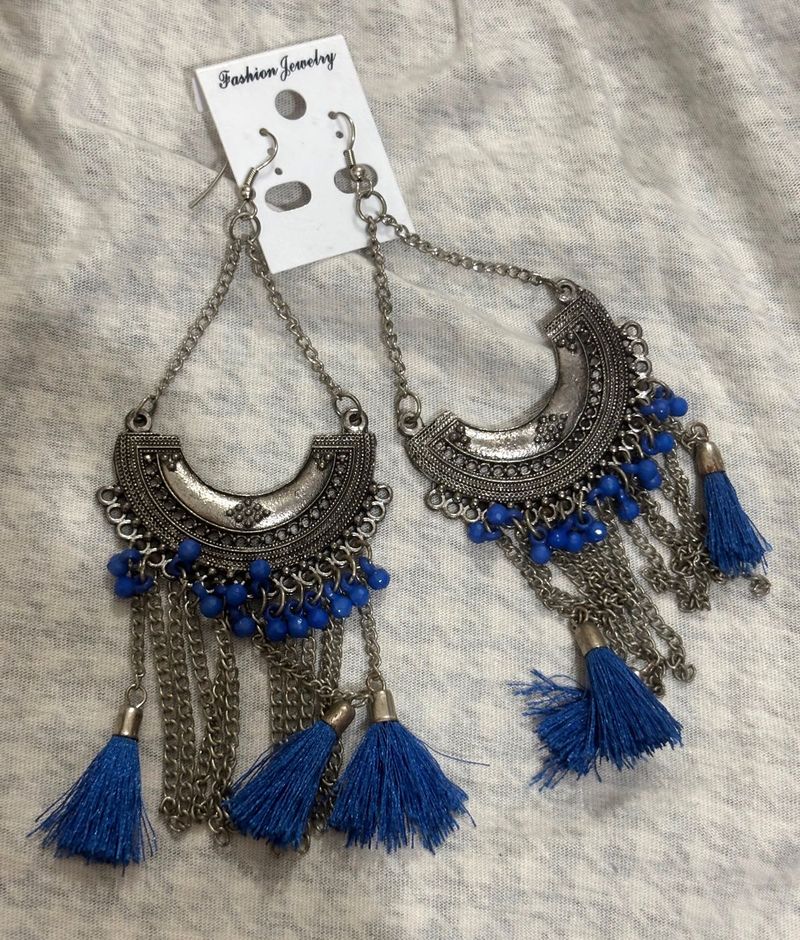 5 Sets Of Silver Earrings
