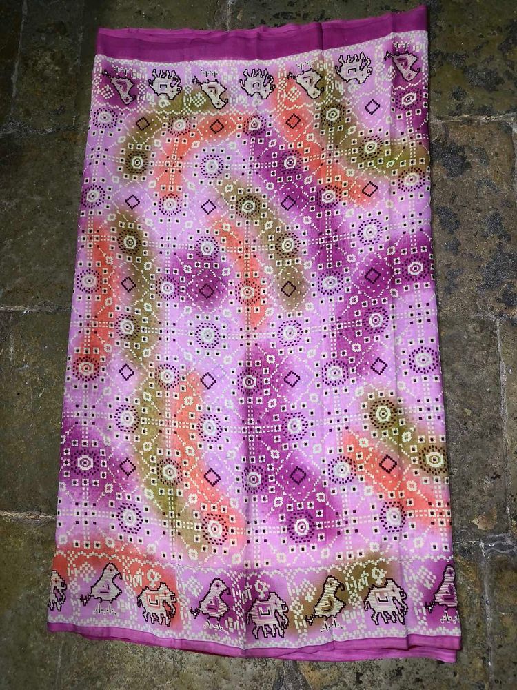 Pink Patterned Saree