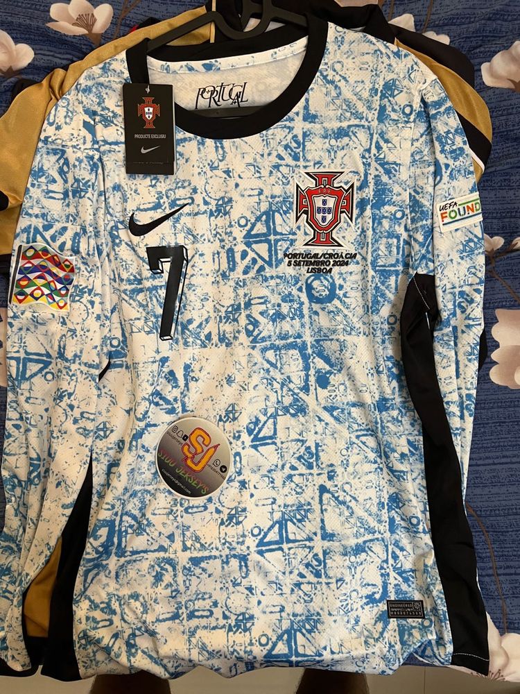 Ronaldo Portugal 900 world record footballJersey
