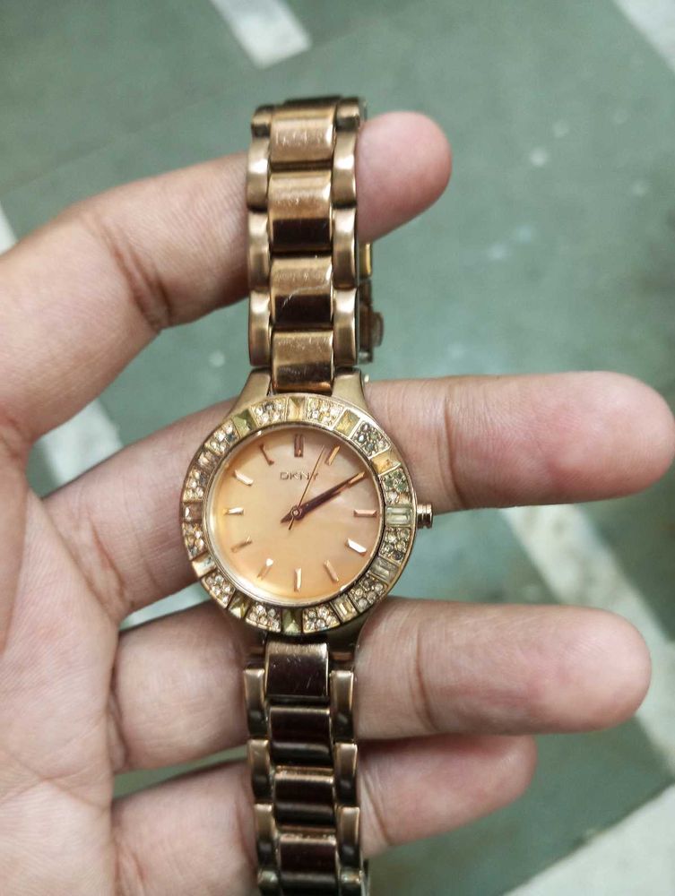 Dkny Orignal Analog Rose Gold Toned Womens Watch