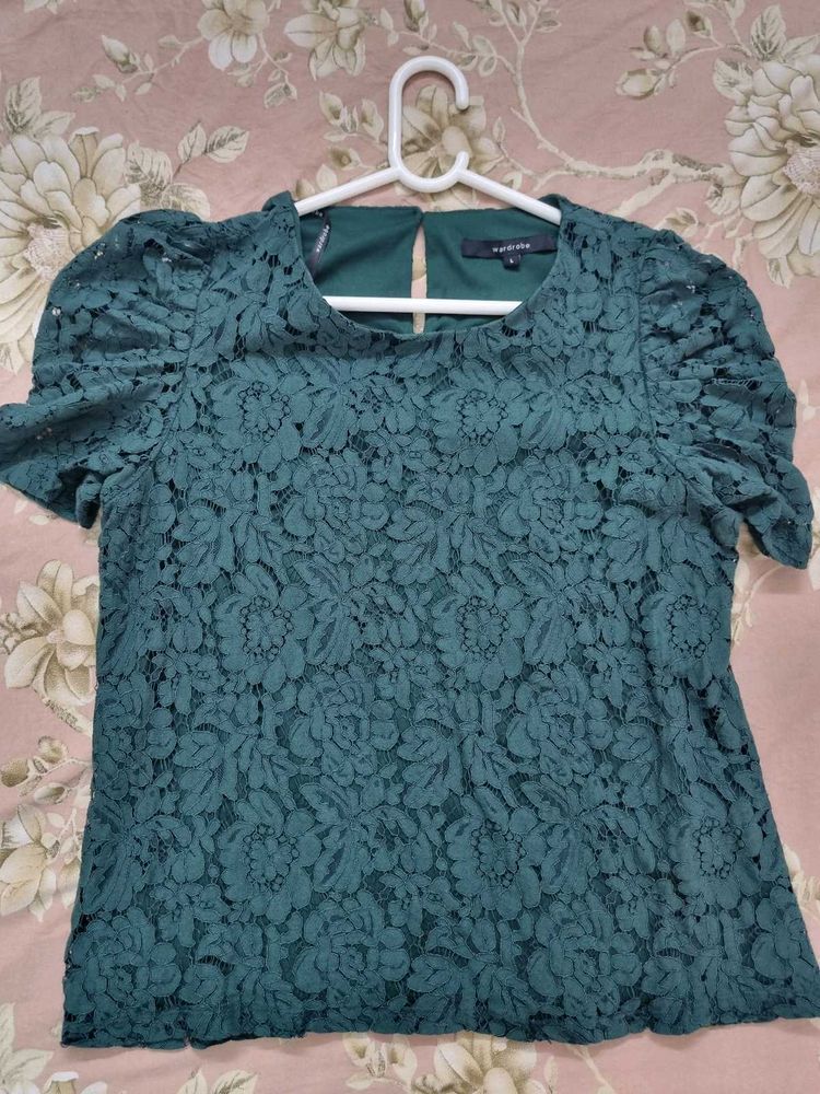 Elegant Green Lace Puff Sleeve Top