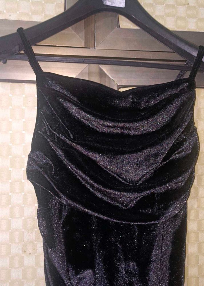 Elegant Black Dress