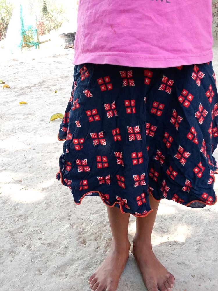 Small Baby Girl Skalt