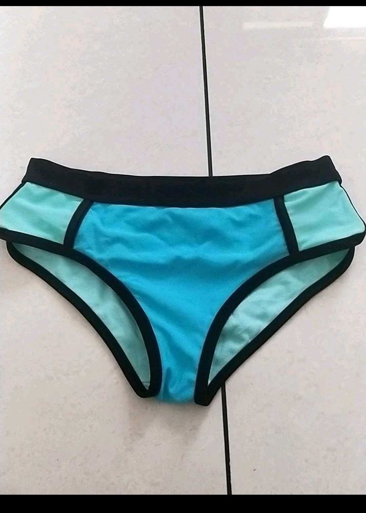 M Brief 💙