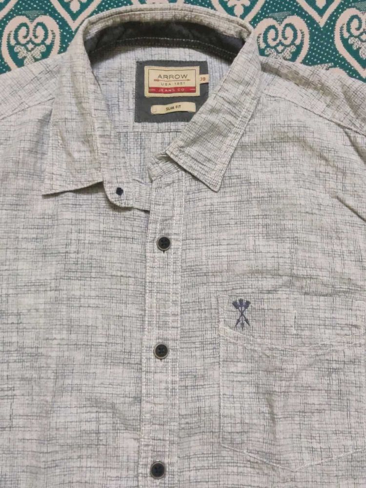 Arrow Slim Fit Button-Down
