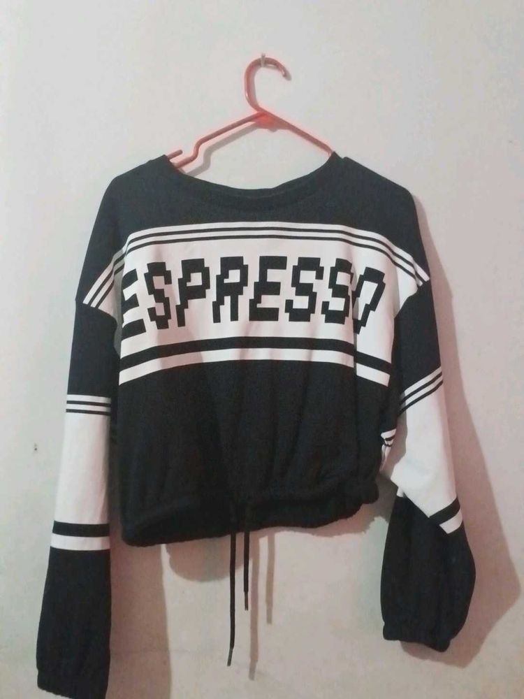 black and white thrift style zudio crop top