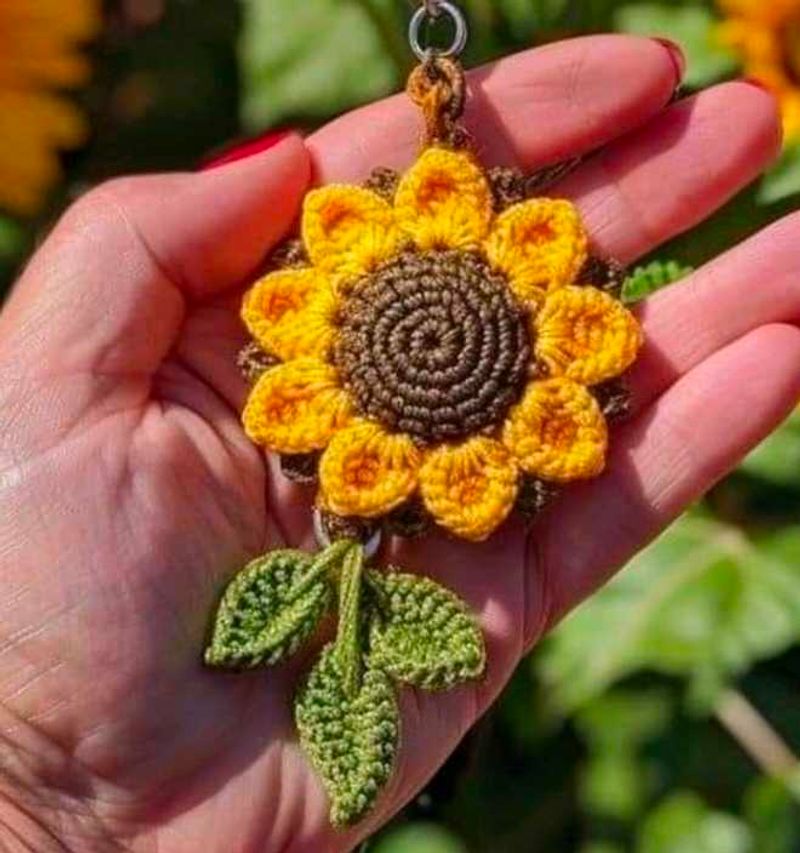 Mini Flower With Pot Keychain (Any One)