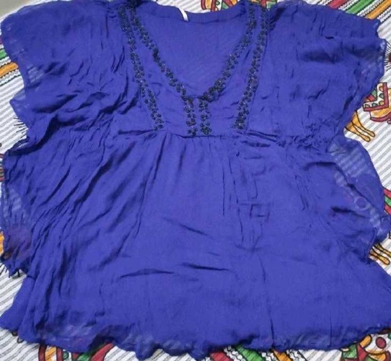 Tops In Cheap Price