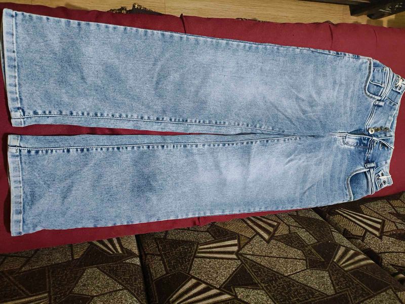 Light blue straight jeans