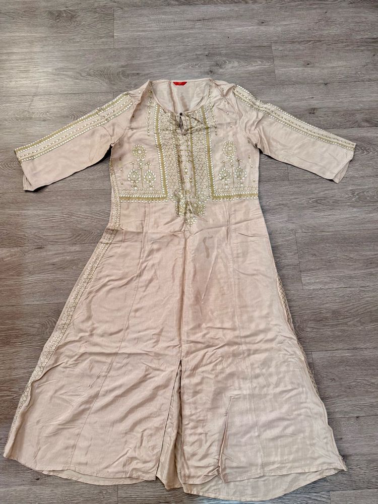 W Elegant Ethnic Kurta