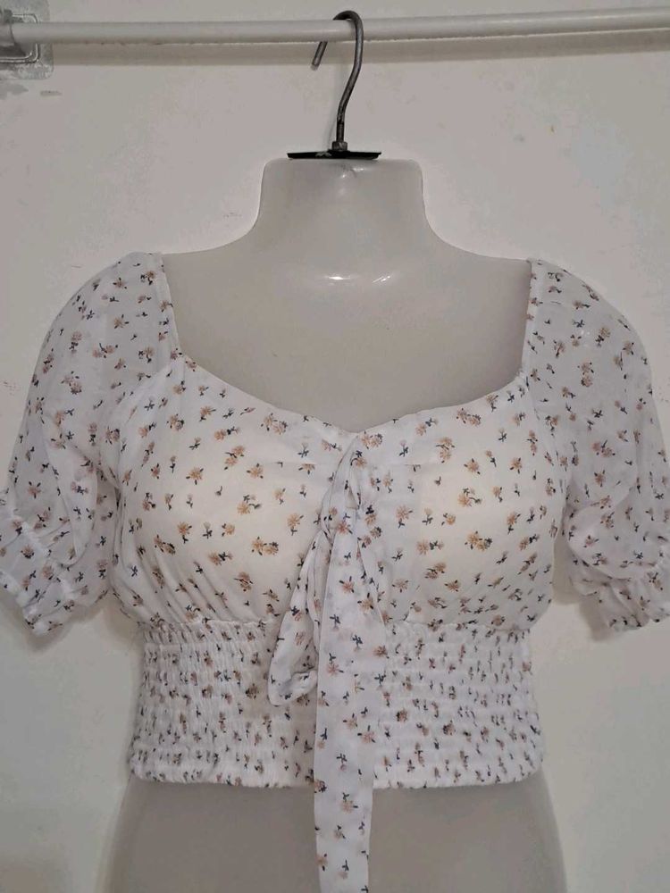 padded crop top(unused)