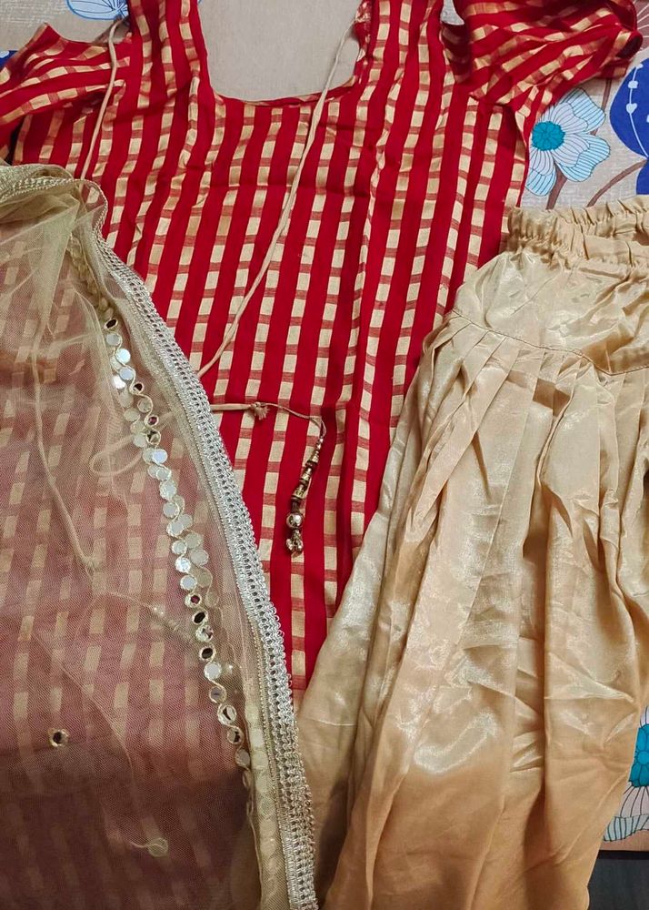 Red &amp; Gold Salwar Kameez Suit