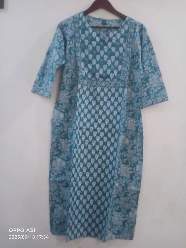 Beautiful Trending Premium Suit