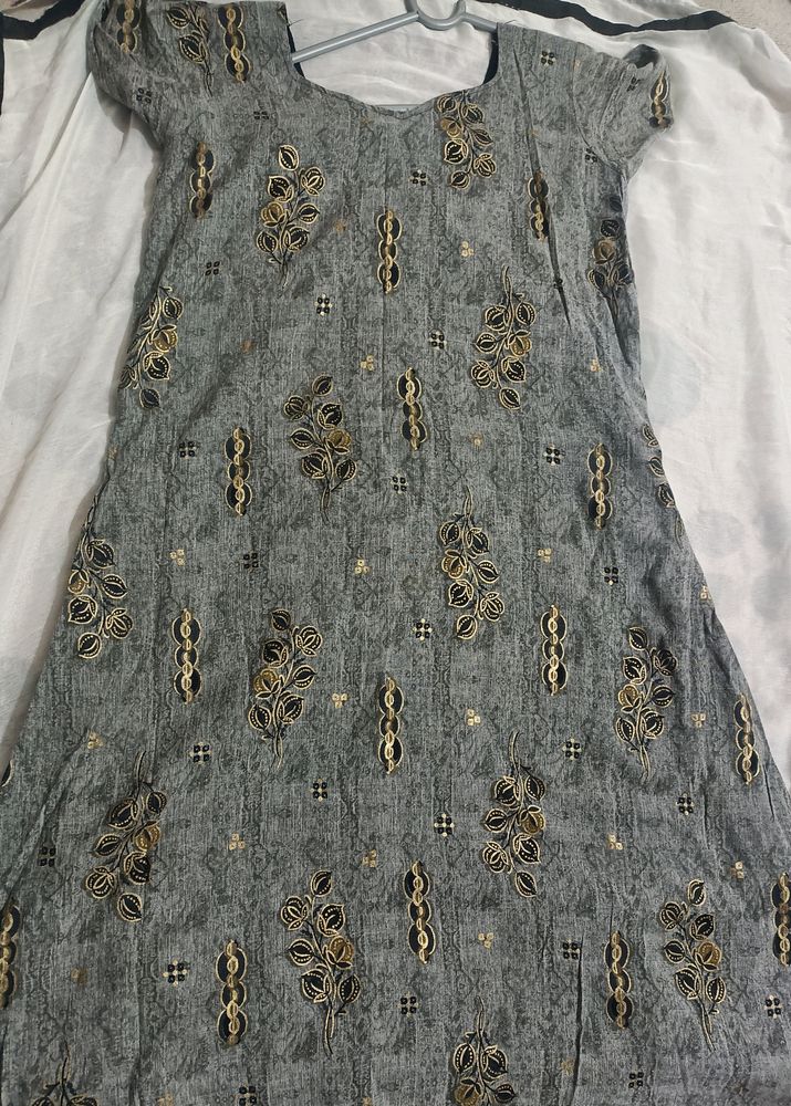 Grey &amp; Black Kurti With Lining