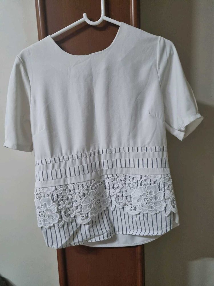 Pantaloons Top