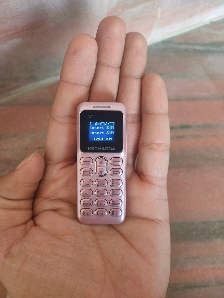 World&#39;s Mini Mobile With Voice Change Girl,Men,Kid