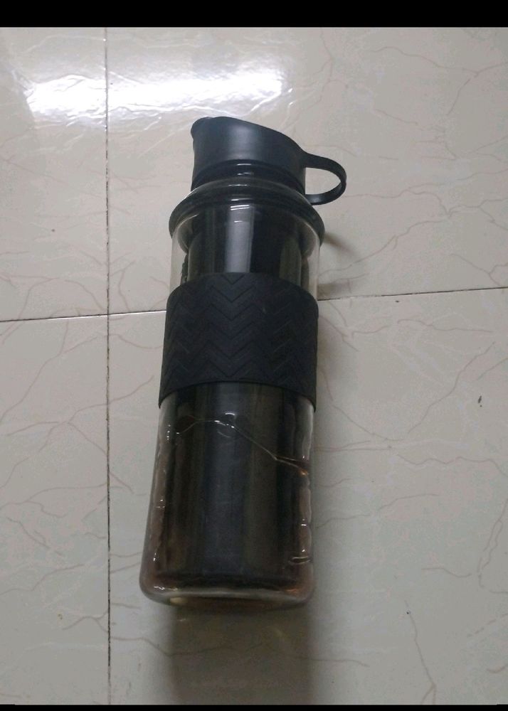 Black Water Bottle