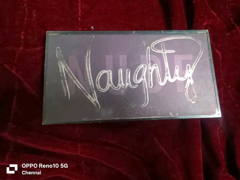 Naughty Nude Eyeshadow Palette