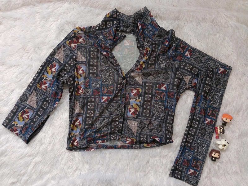 Patterned Long Sleeve mesh Top