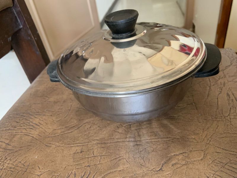 Steel Serving Bowl With Lid