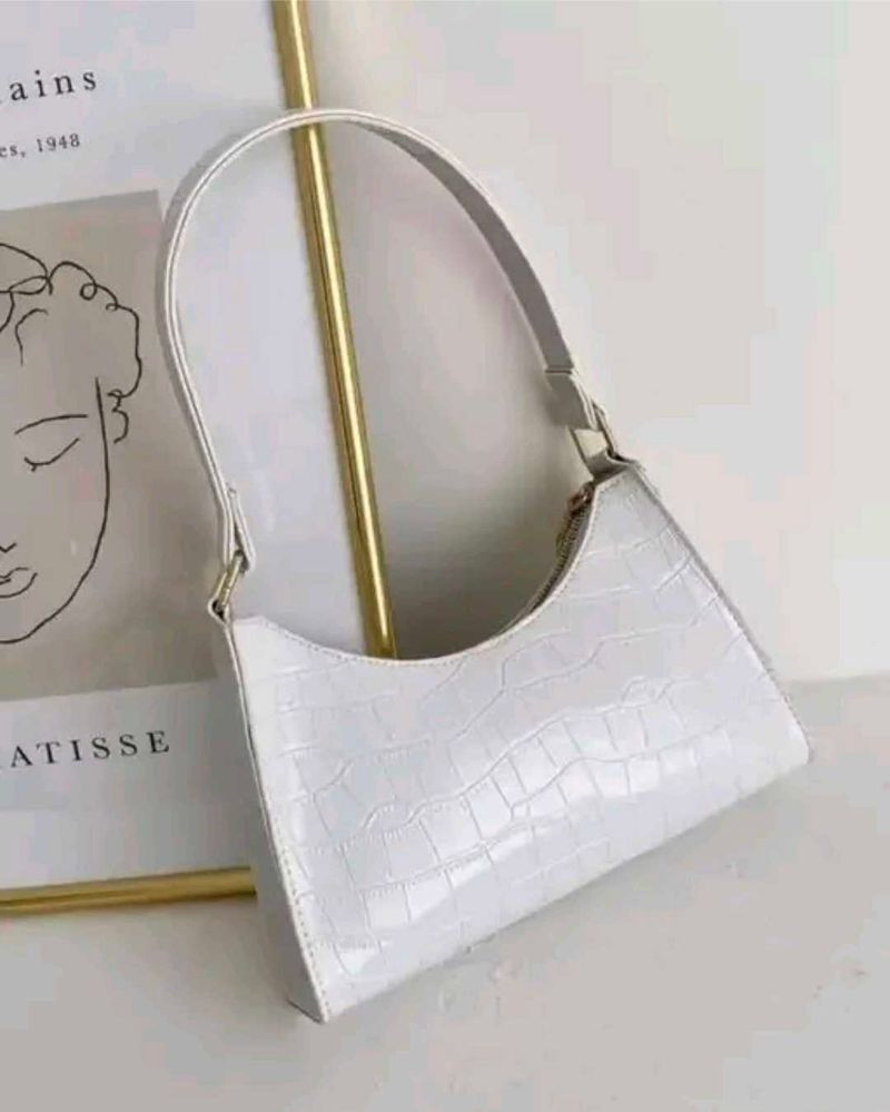 SAVANA White Croc Shoulder Bag