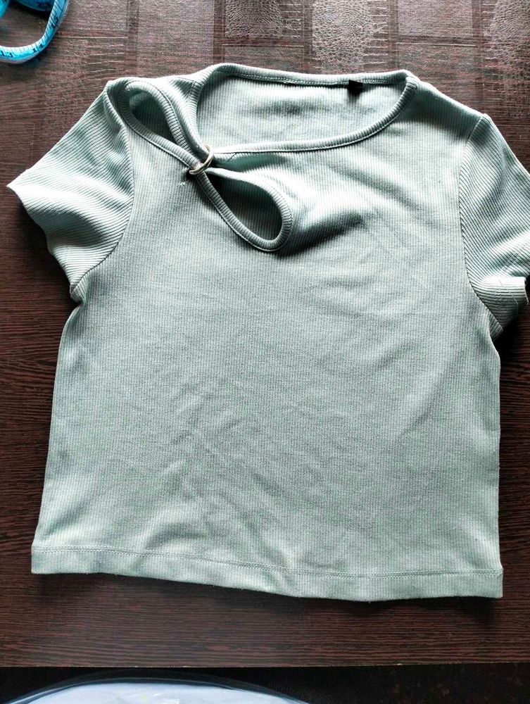 Cute Creemy Green Crop Top