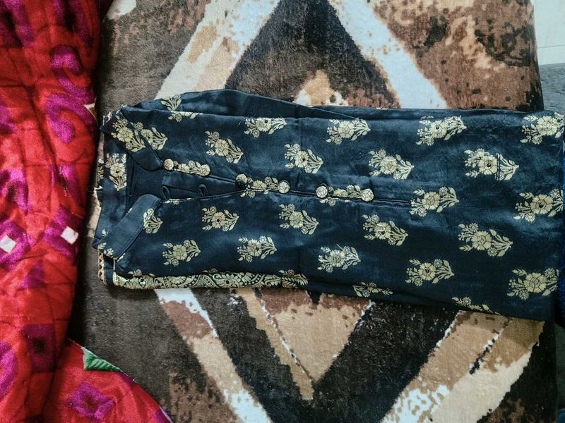 Elegant Floral Kurta