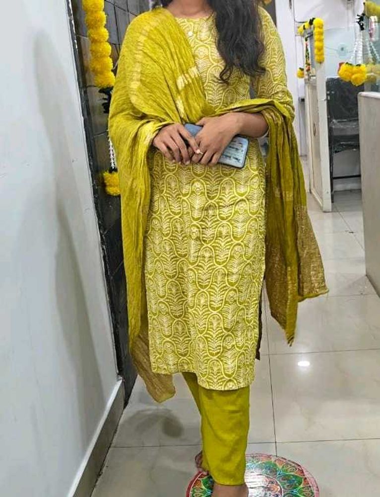 Elegant Yellow Kurta Set
