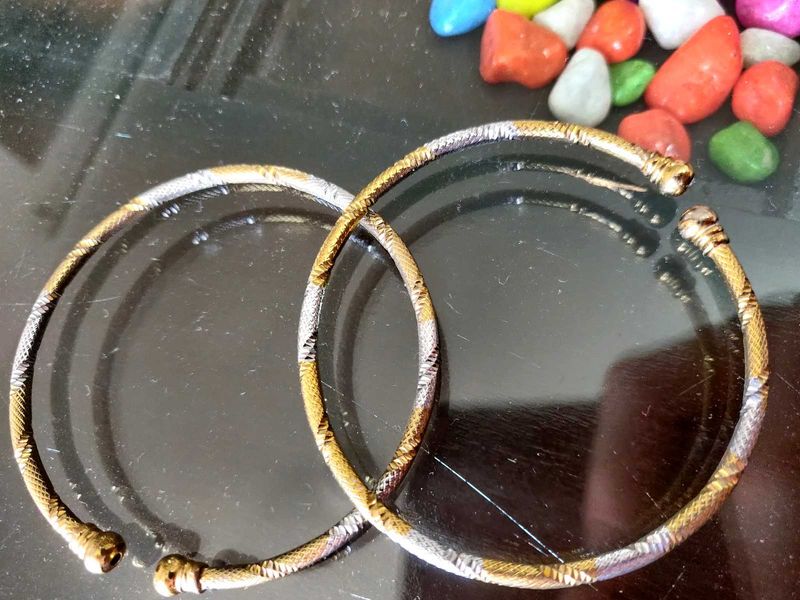 Elegant Dual -Tone Bangles
