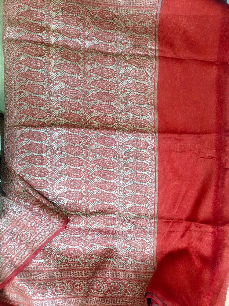 Red sarre non stiched offer price 🚨