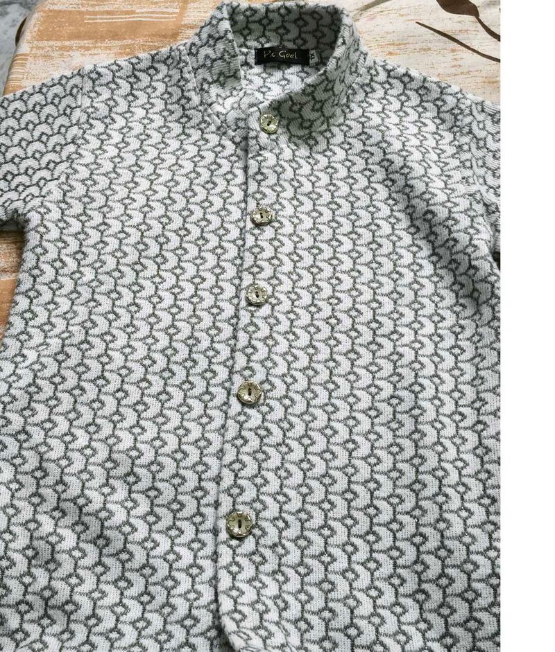 Patterned Casual sweater shirt