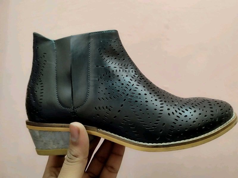 Surplus Black Ankle Boots(37 SizE)Original leather