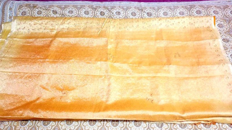Golden Saree Free Sare