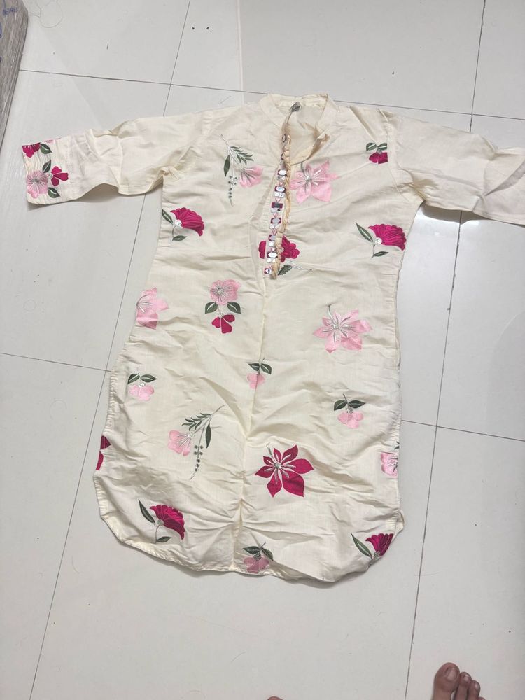 Floral Embroidered Tunic Apple Cut Top