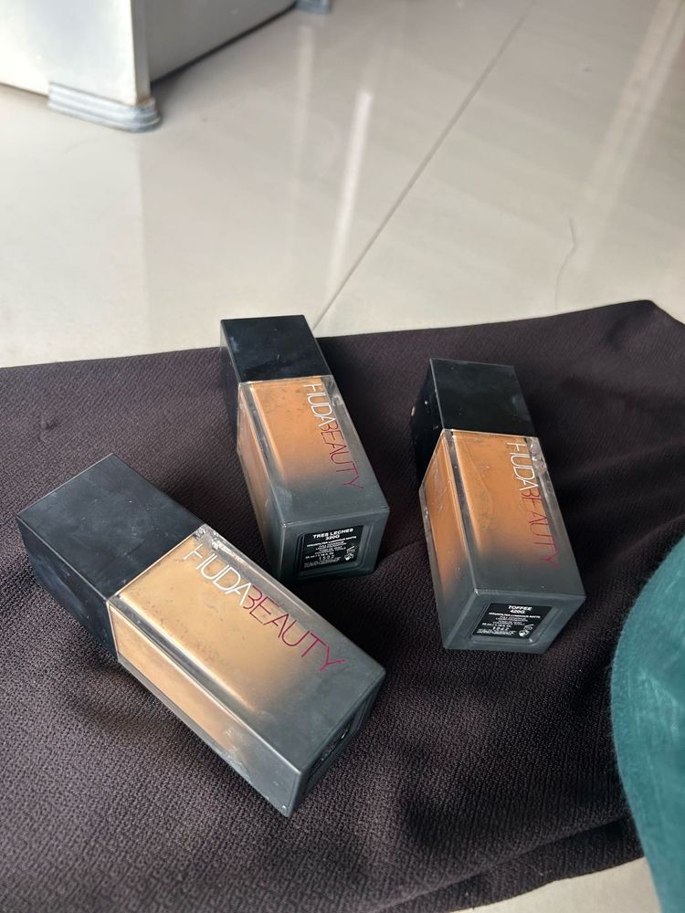 Huda Beauty Foundation Authentic