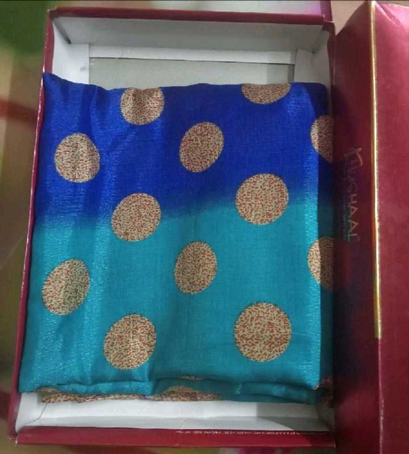 Soft ART Silk Saree Combo With Blouse Material