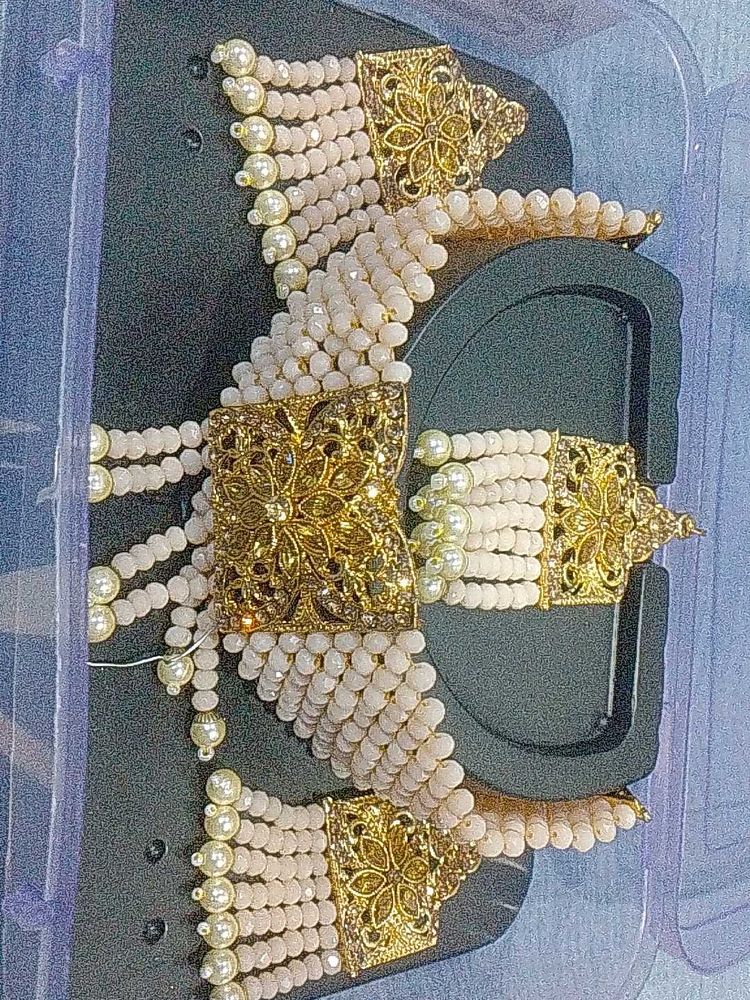 Elegant Pearl &amp; Gold Jewelry Set