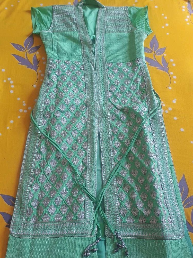 Green Kurta Set &amp; Suit