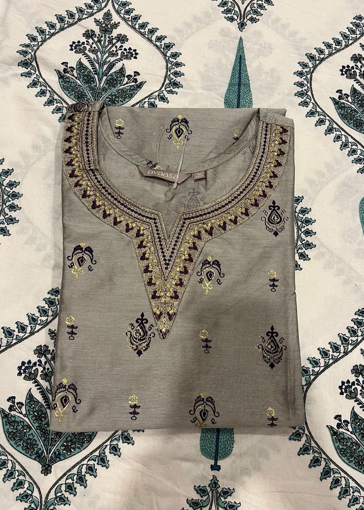 Elegant Embroidered Kurta
